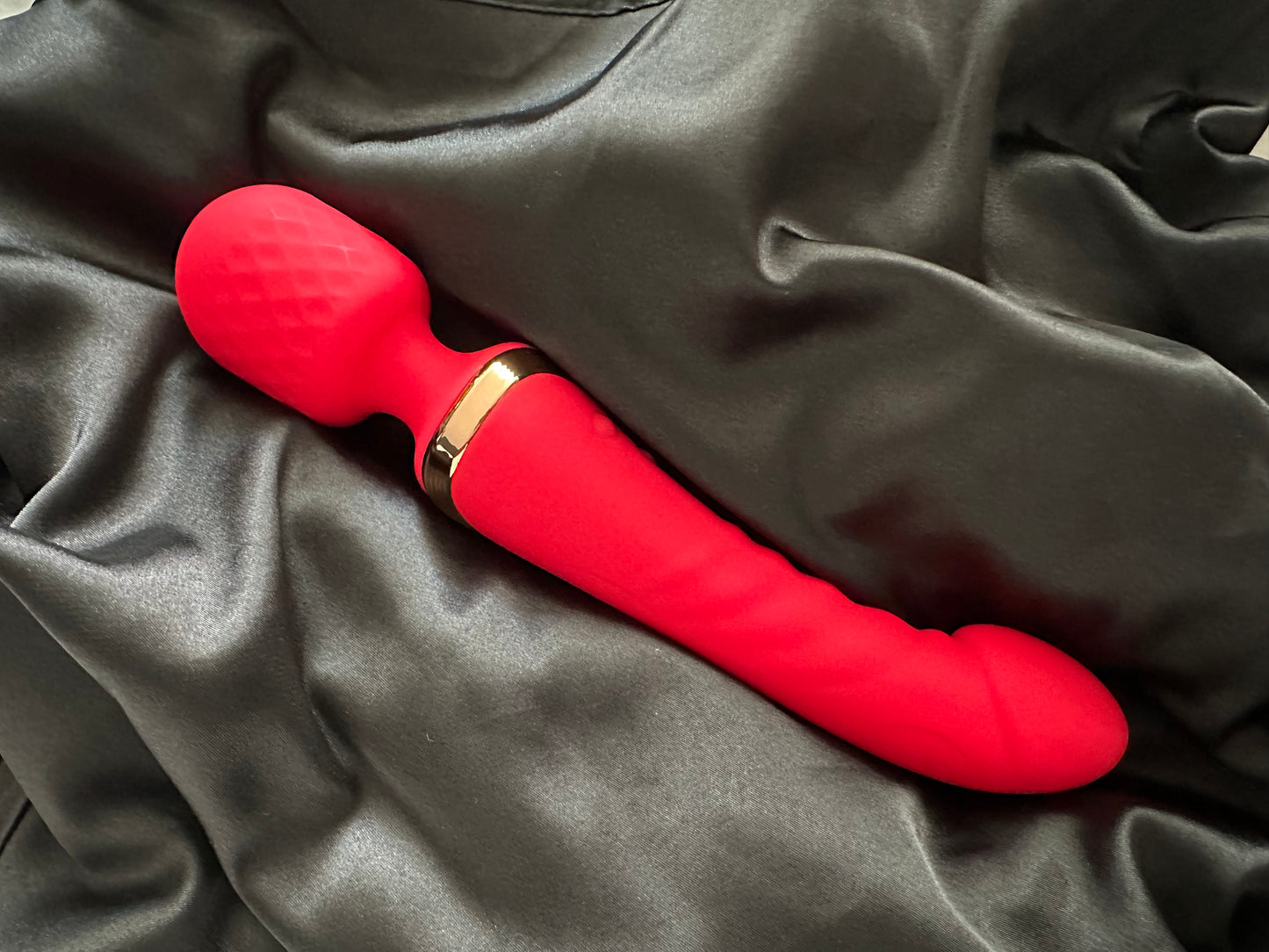 The Ultimate Magic Wand (Sexy Red)
